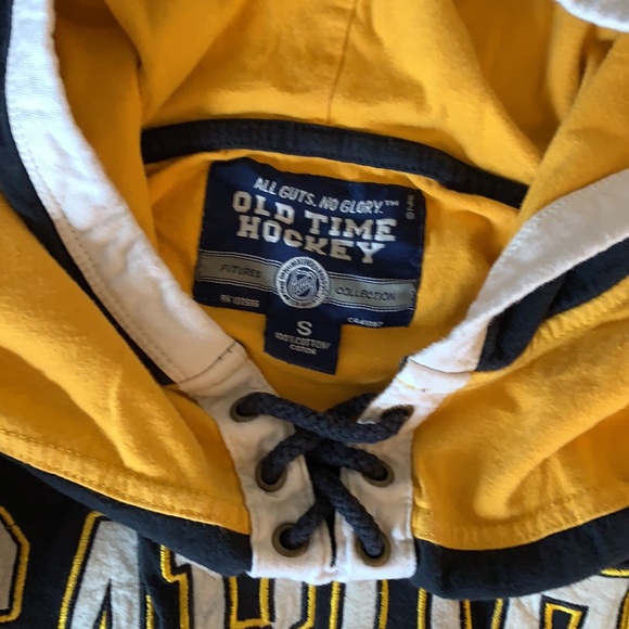 Buffalo Sabres Boy Hoodie size Small - Picture 3 of 5